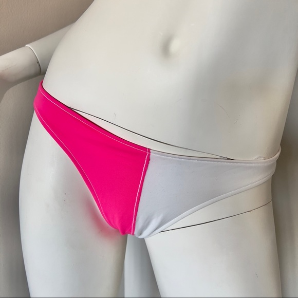 VACANZE ITALIANE 2 Piece Bikini Size IT 40/ M Fits Wired Top - Picture 6 of 8